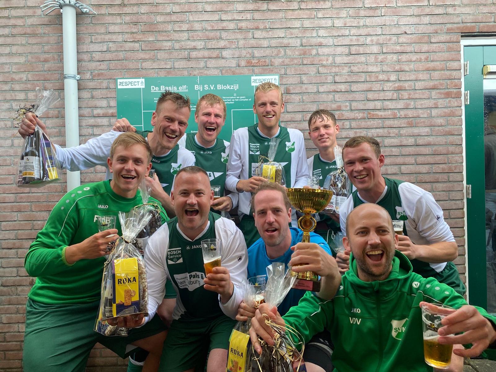 Regenachtig Tamek 7×7 Toernooi vol actie eindigt in penaltydrama!